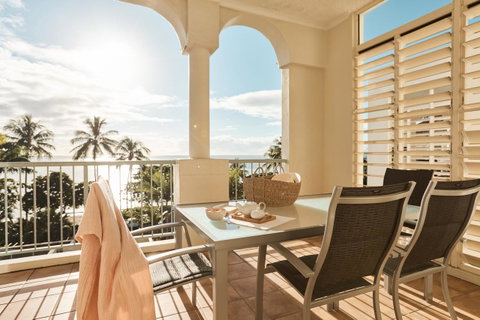 Sea Change Beachfront Apartments - Accommodation Directory 0