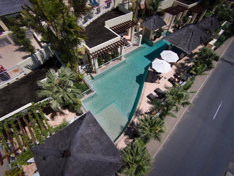 Sea Change Beachfront Apartments - Accommodation Directory 24