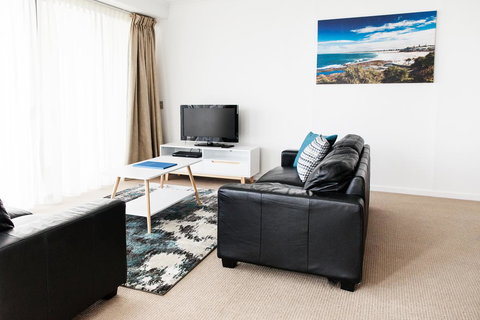 Ocean Views Resort Caloundra - Accommodation Directory 40
