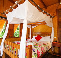 1770 Beach Shacks - Accommodation Directory