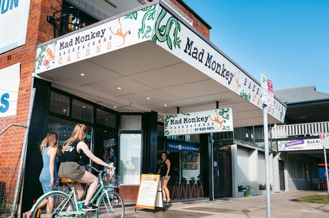 Mad Monkey Central - Accommodation Directory 1