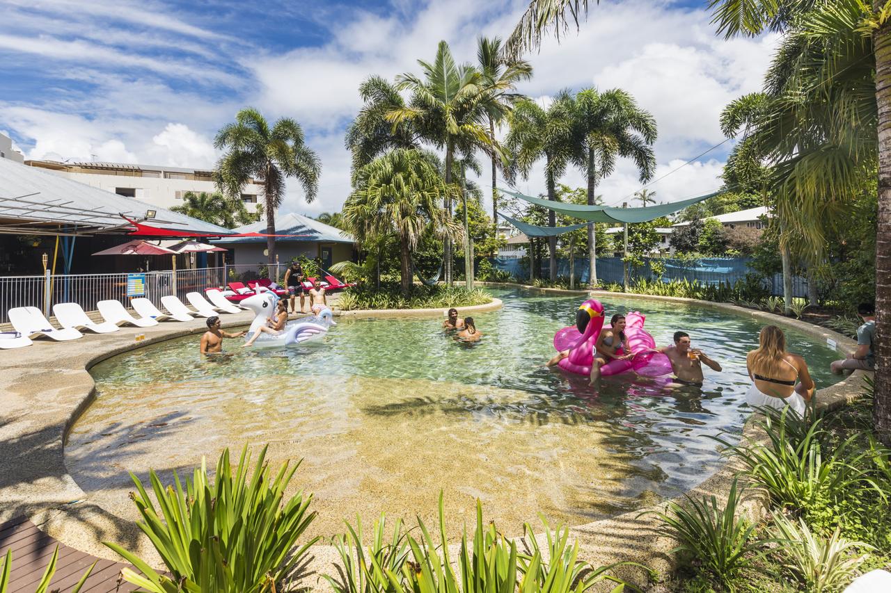 Cairns North QLD Accommodation Directory