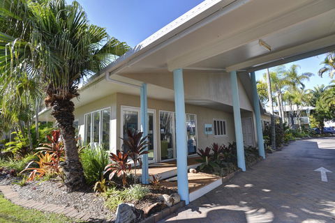 The Beach Motel Hervey Bay - Accommodation Directory 37