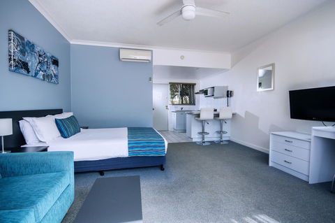 The Beach Motel Hervey Bay - Accommodation Directory 9