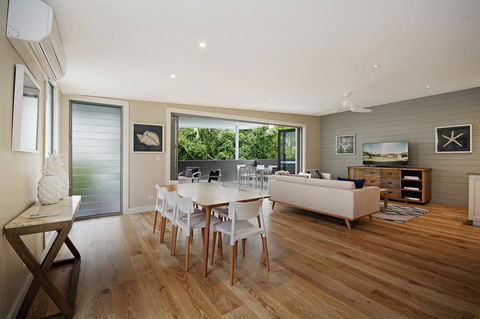 Jacaranda Noosa - Accommodation Directory 21