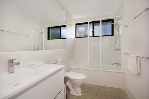 Jacaranda Noosa - Accommodation Directory 30