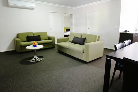 Drovers Motor Inn - Accommodation Directory 11
