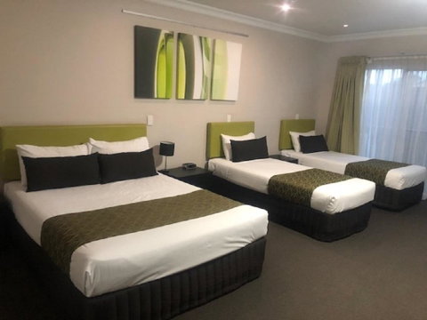 Drovers Motor Inn - Accommodation Directory 8