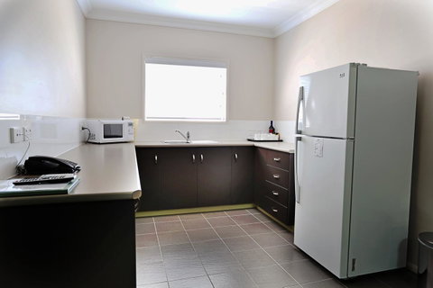 Drovers Motor Inn - Accommodation Directory 17