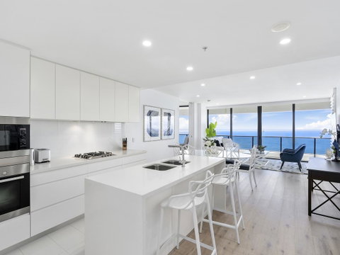 Oracle Resort Broadbeach - Gclr - Accommodation Directory 13