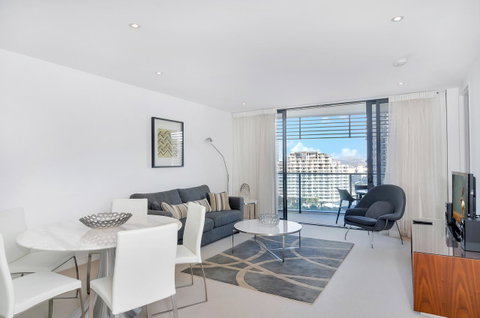 Oracle Resort Broadbeach - Gclr - Accommodation Directory 39