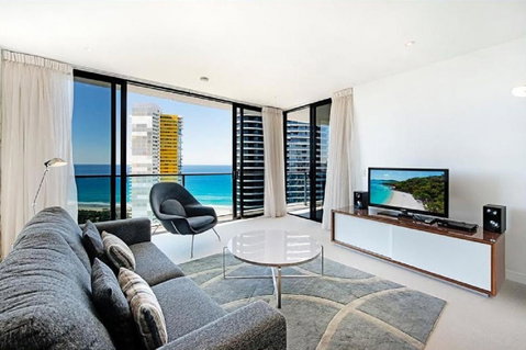 Oracle Resort Broadbeach - Gclr - Accommodation Directory 4