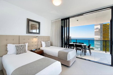 Oracle Resort Broadbeach - Gclr - Accommodation Directory 3