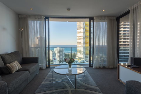 Oracle Resort Broadbeach - Gclr - Accommodation Directory 40