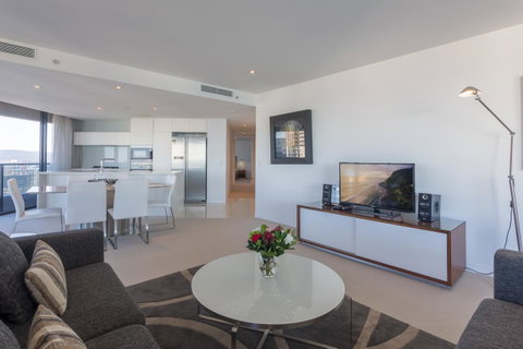 Oracle Resort Broadbeach - Gclr - Accommodation Directory 7