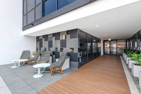 Qube Broadbeach - Accommodation Directory 24