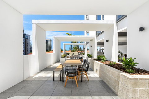 Qube Broadbeach - Accommodation Directory 21