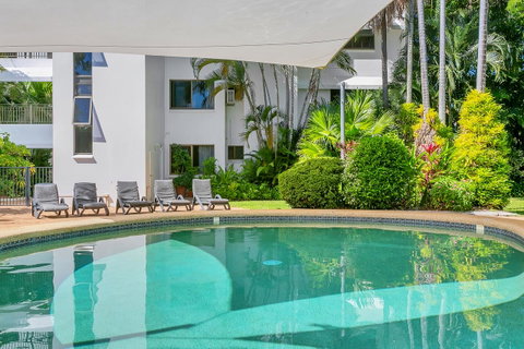 Roydon Beachfront Apartments - Accommodation Directory 11
