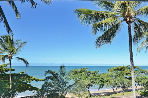 Roydon Beachfront Apartments - Accommodation Directory 5