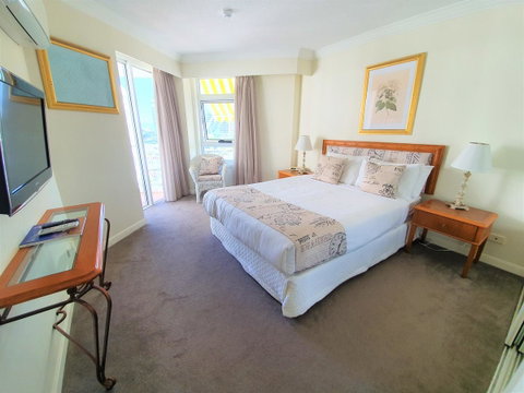 Broadbeach Holiday Apartments - Accommodation Directory 14