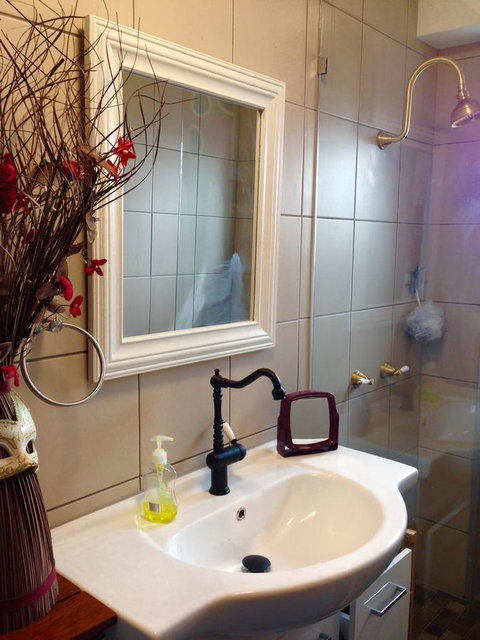 XYL Pets Friendly Seaside Boutique Guesthouse - Accommodation Directory 1