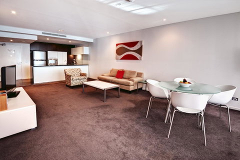 The Wave Resort - Accommodation Directory 32