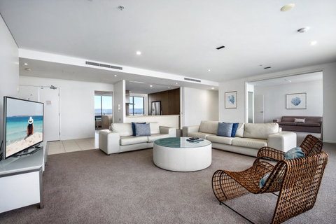 The Wave Resort - Accommodation Directory 5