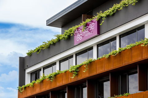 Sage Hotel James Street - Accommodation Directory 0