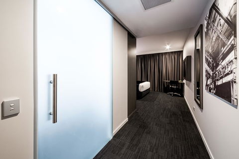 Sage Hotel James Street - Accommodation Directory 14