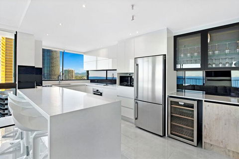ULTIQA Beach Haven On Broadbeach - Accommodation Directory 2