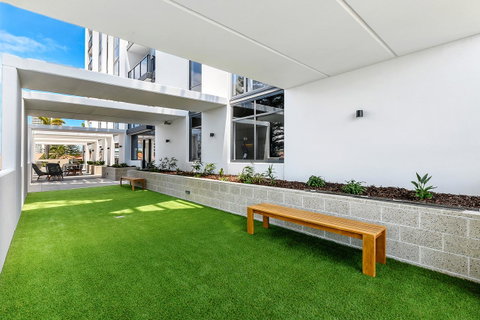 Qube Broadbeach Ocean View Apartments - Accommodation Directory 3