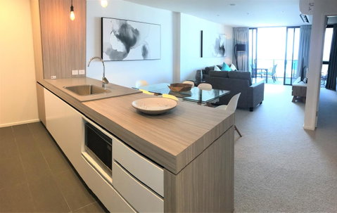 Qube Broadbeach Ocean View Apartments - Accommodation Directory 25
