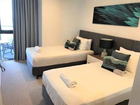 Qube Broadbeach Ocean View Apartments - Accommodation Directory 24