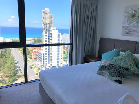 Qube Broadbeach Ocean View Apartments - Accommodation Directory 21