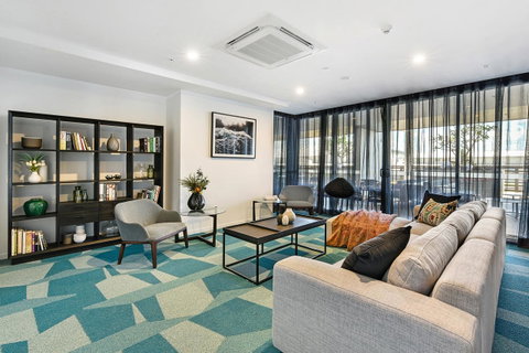 Qube Broadbeach Ocean View Apartments - Accommodation Directory 14