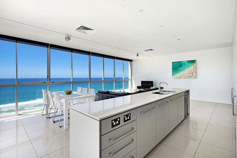 ULTIQA Air On Broadbeach - Accommodation Directory 1