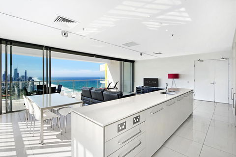 ULTIQA Air On Broadbeach - Accommodation Directory 21