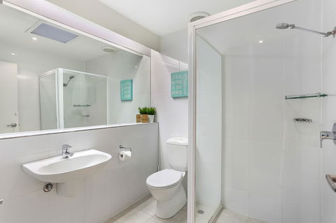 Kananda Beach House - Accommodation Directory 8