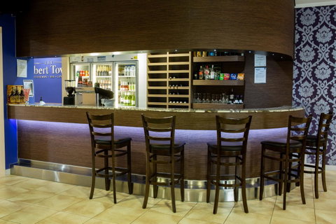 The Robert Towns - Accommodation Directory 14