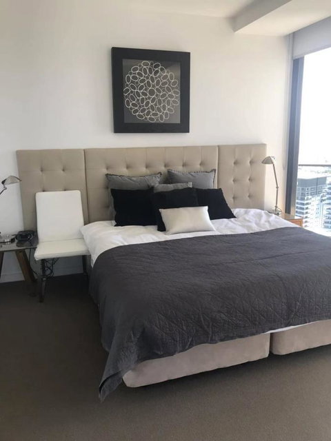Luxury 3 Bedroom In Heart Of Broadbeach - Accommodation Directory 19