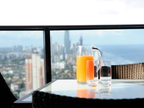 Luxury 3 Bedroom In Heart Of Broadbeach - Accommodation Directory 14