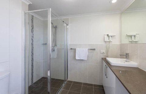 South Pacific Plaza - Official - Accommodation Directory 9