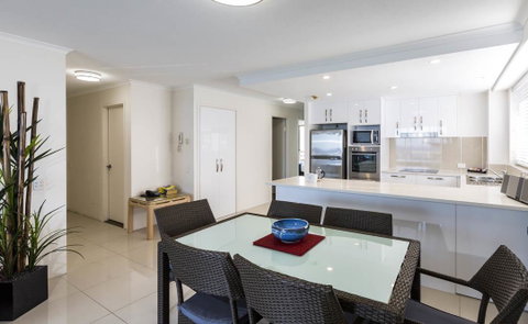 South Pacific Plaza - Official - Accommodation Directory 2