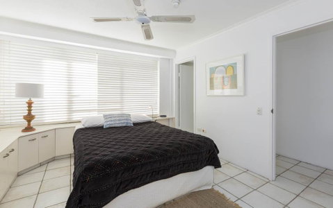 South Pacific Plaza - Official - Accommodation Directory 31