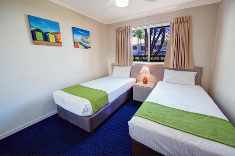 Turtle Beach Resort - Accommodation Directory 21