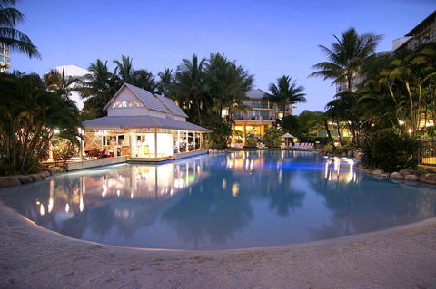 Novotel Cairns Oasis Resort - Accommodation Directory 28
