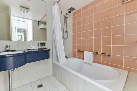 Novotel Cairns Oasis Resort - Accommodation Directory 2