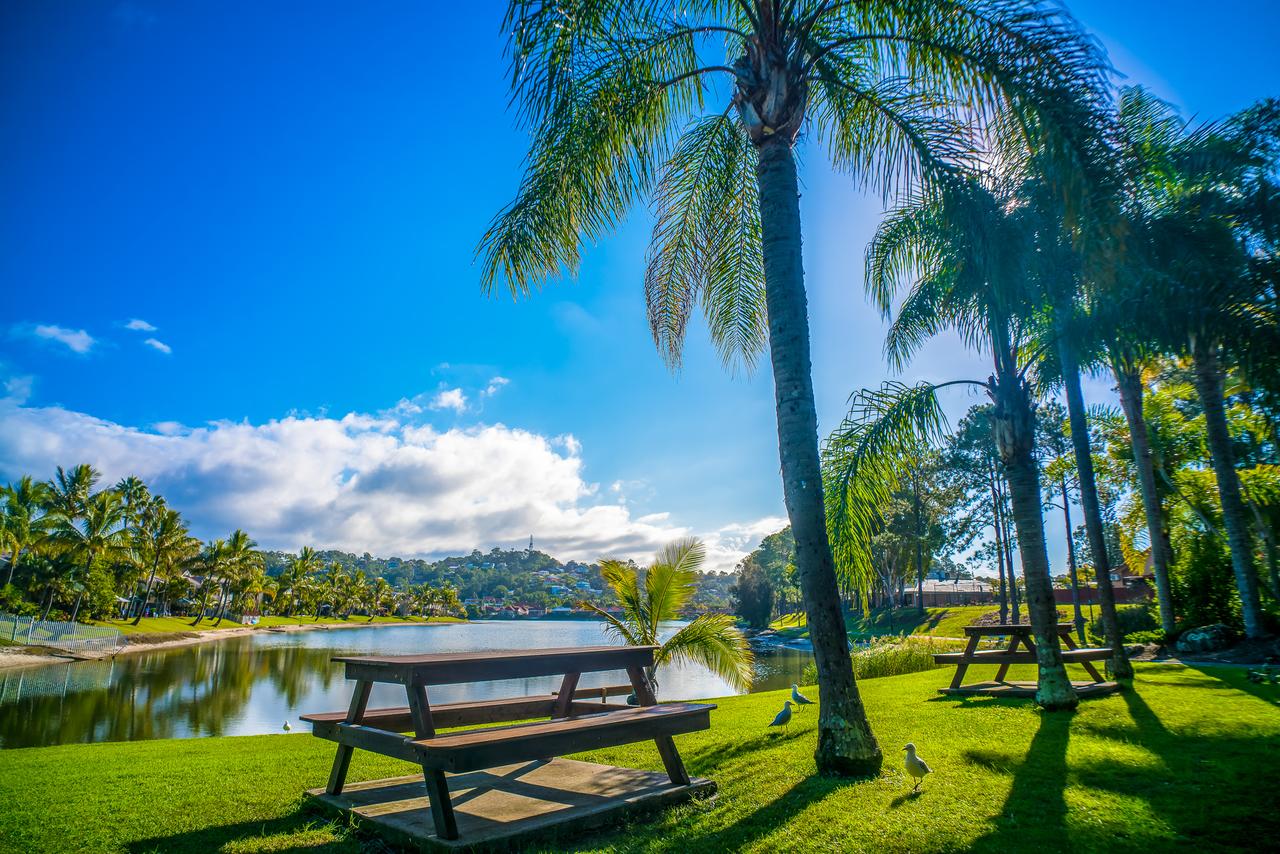 Elanora QLD Accommodation Directory