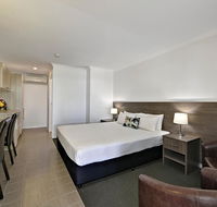Smart Motels Bert Hinkler - Accommodation Directory