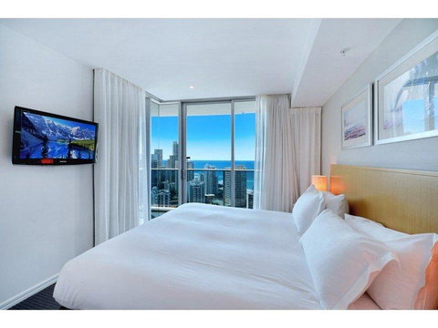 H Star Residences-- Paradise Stayz - Accommodation Directory 9